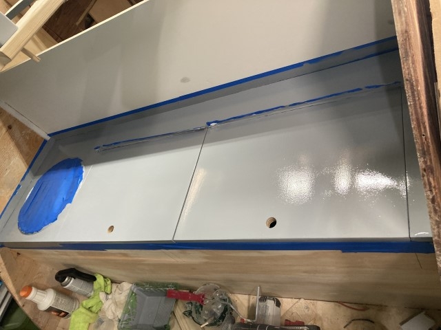 39 Painted Upper Counter