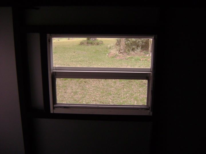 trailer window