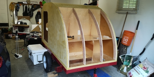 cut hatch studs and route to siz