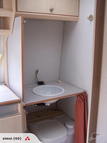 Kip 1999 Caravan Bath Foldup Sink over Toilet