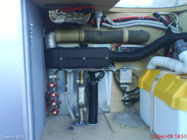 EberspÃ¤cher B1L - Gasoline hot air heater