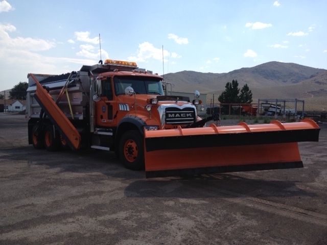 MACK Plow & Wing