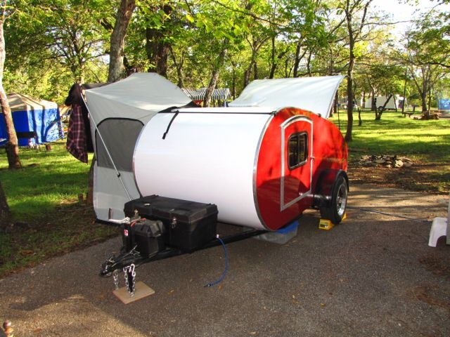 Camp Inn side tent