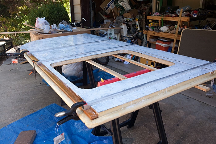 Passenger wall inner epoxy