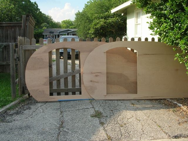 Profile on Fence