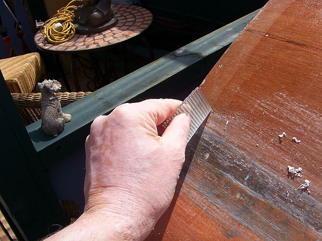 flattening glass fibre on joint with glass