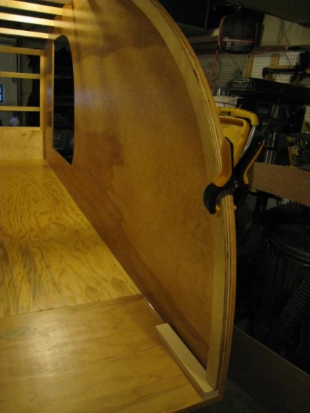 Let's build the hatch - ribs cut to profile of side