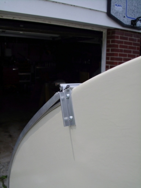 Sealing the top of the hatch