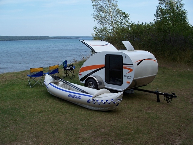 TD and Kayak - Munising Bay (Lake Superior) (Daisy in the Chair!)