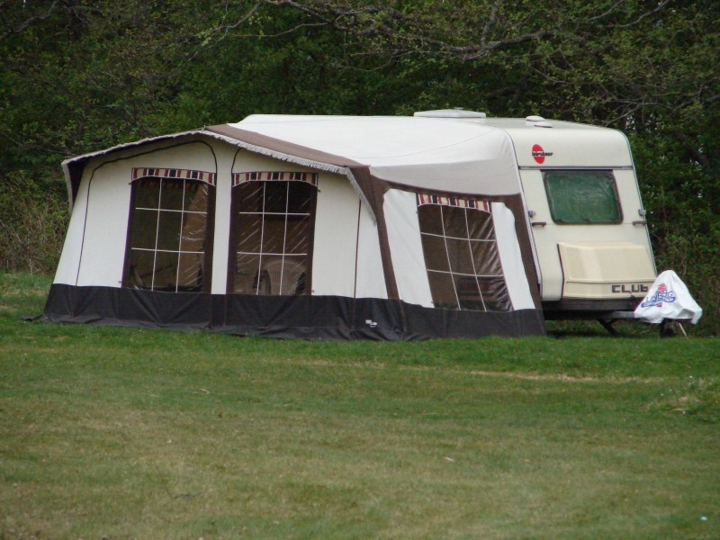 side tent