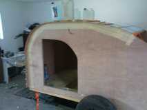 first layer of roofing plywood gluing